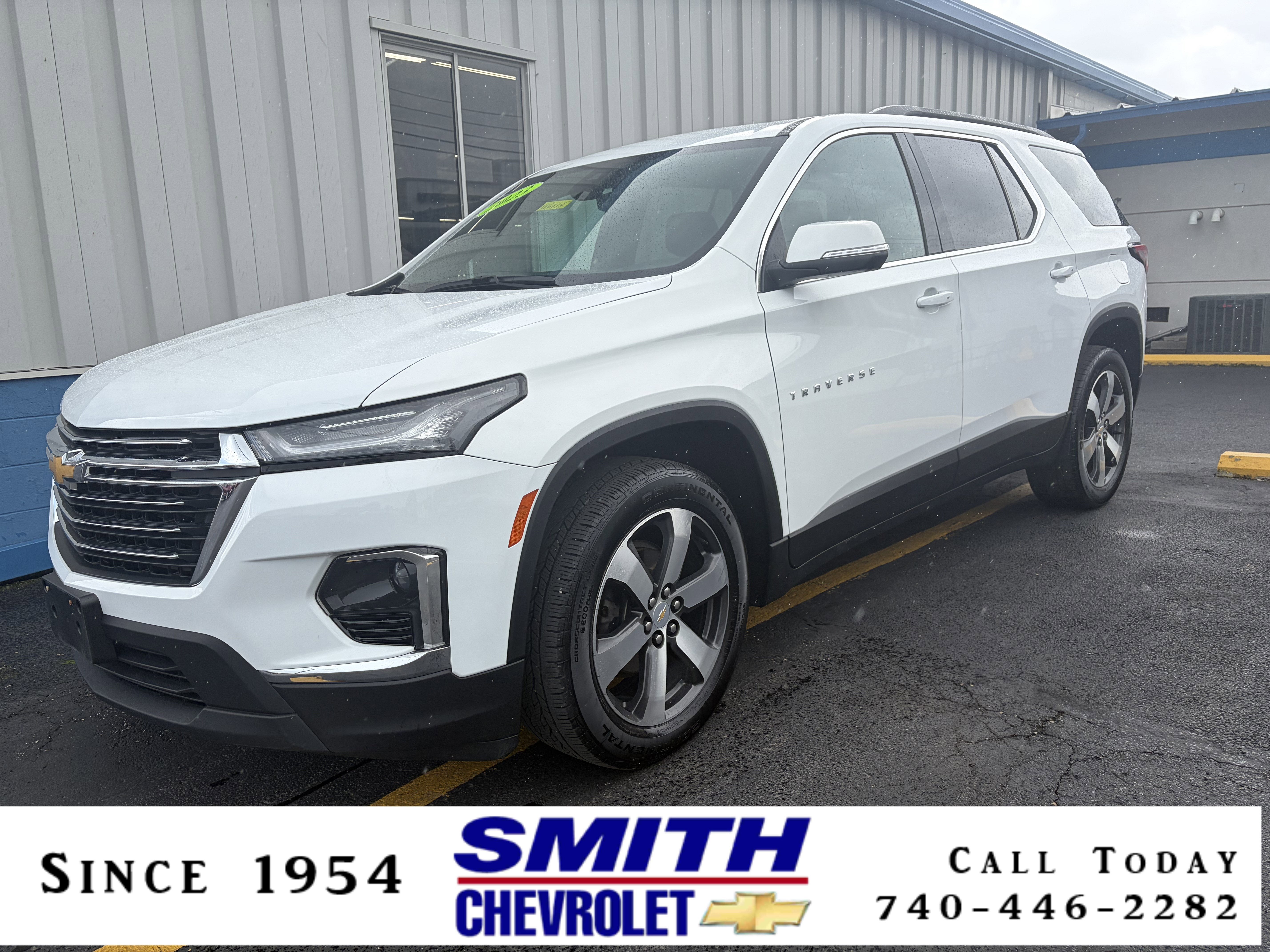 2023 Chevrolet Traverse LT Leather in Summit White — front three-quarter view