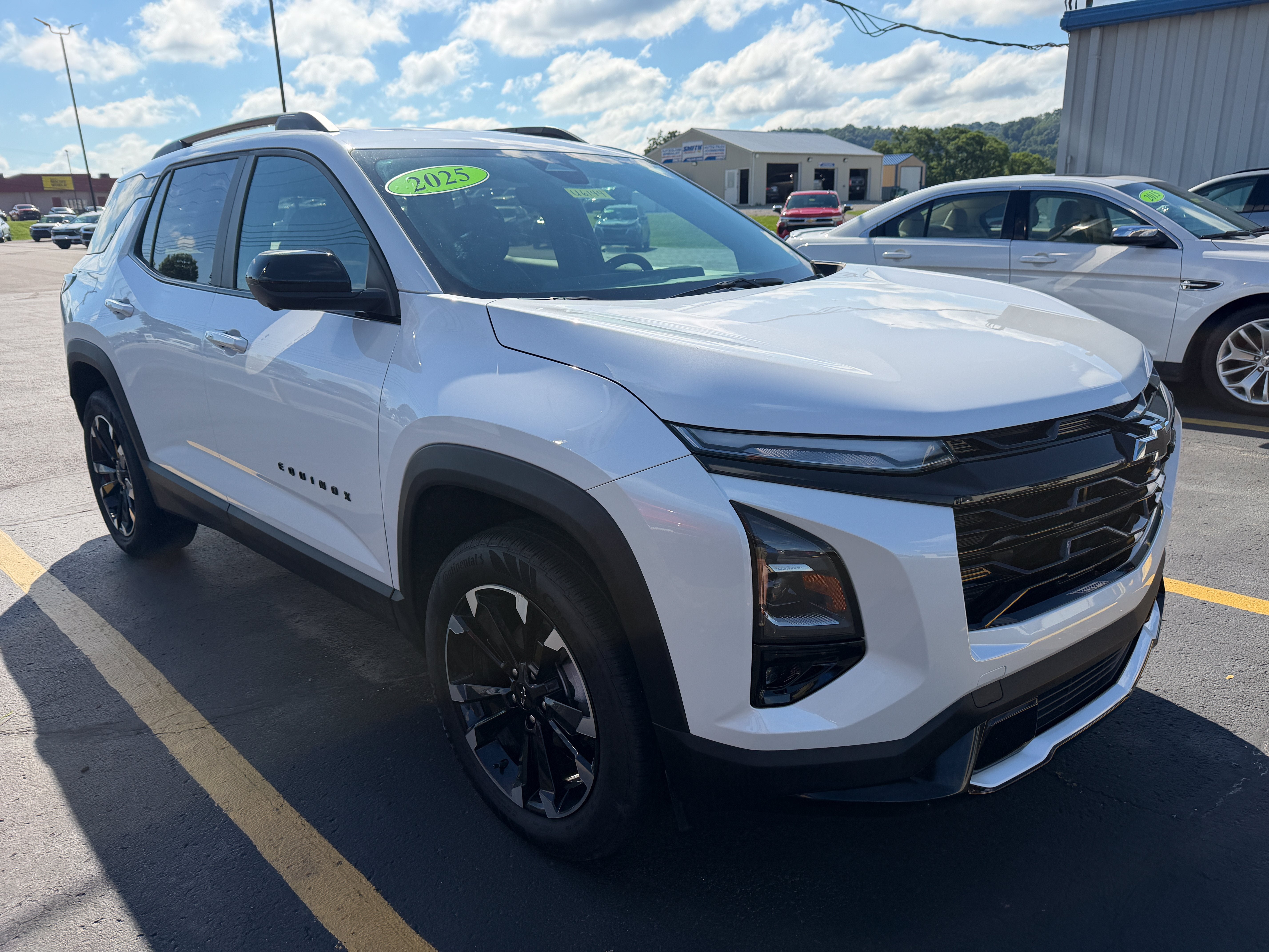 2025 Chevrolet Equinox — side profile view